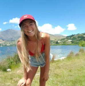 Meet your Posher, Megan